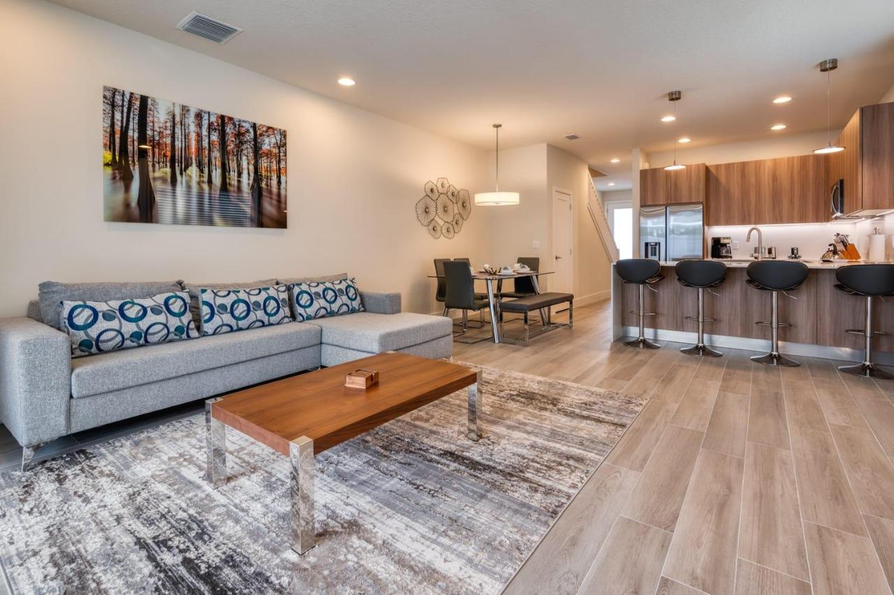 Pleasant Townhome With Private Pool Near Disney Four Corners Exteriör bild