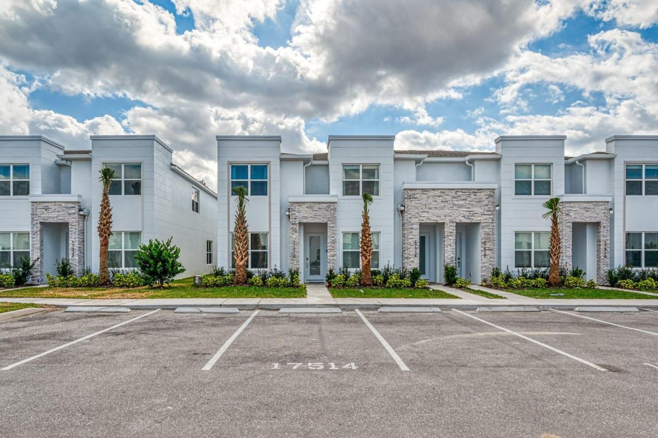Pleasant Townhome With Private Pool Near Disney Four Corners Exteriör bild