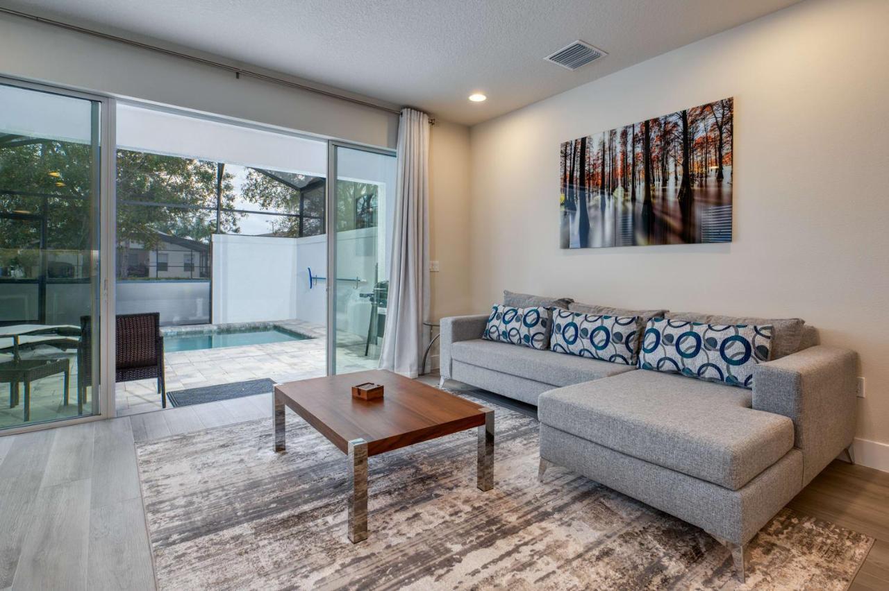Pleasant Townhome With Private Pool Near Disney Four Corners Exteriör bild