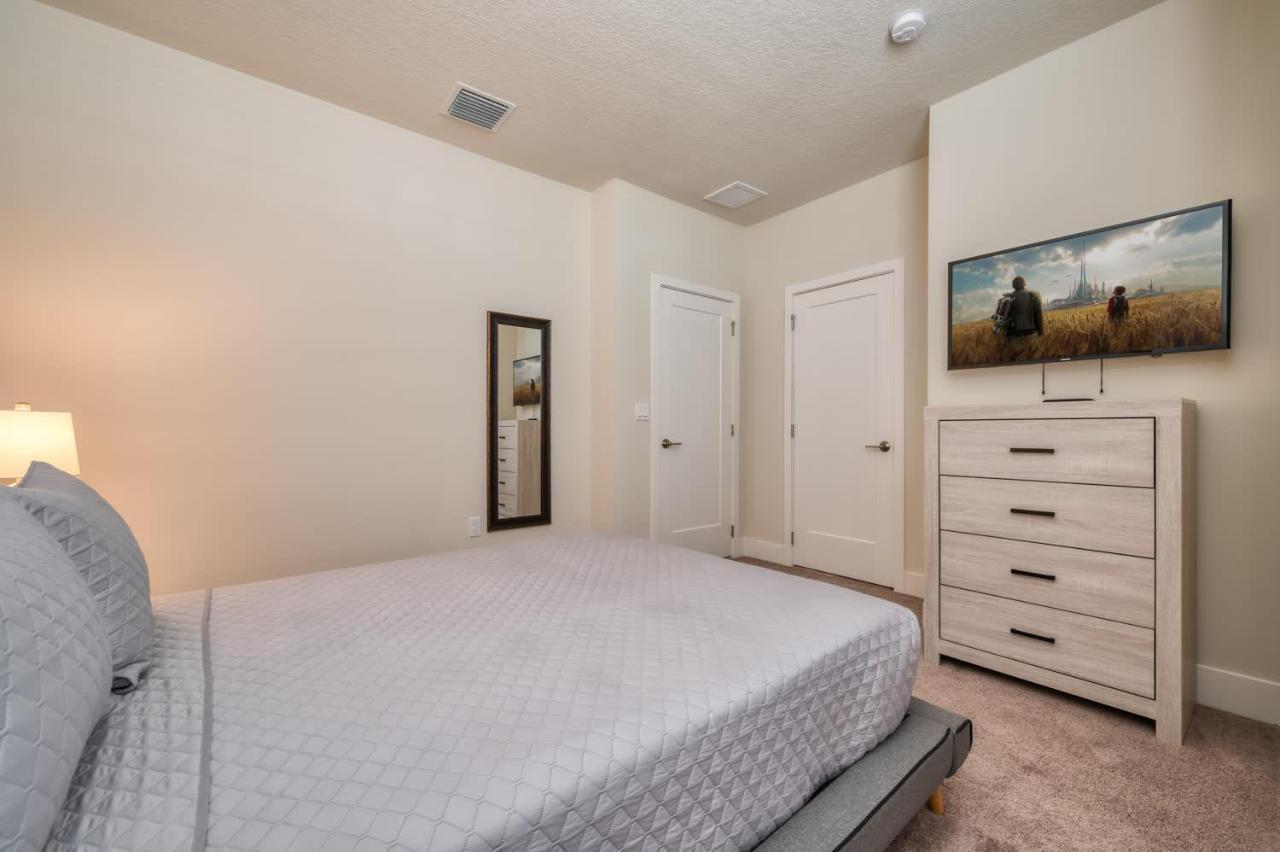 Pleasant Townhome With Private Pool Near Disney Four Corners Exteriör bild
