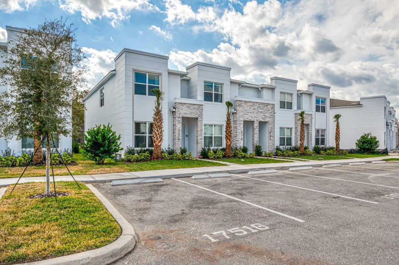 Pleasant Townhome With Private Pool Near Disney Four Corners Exteriör bild