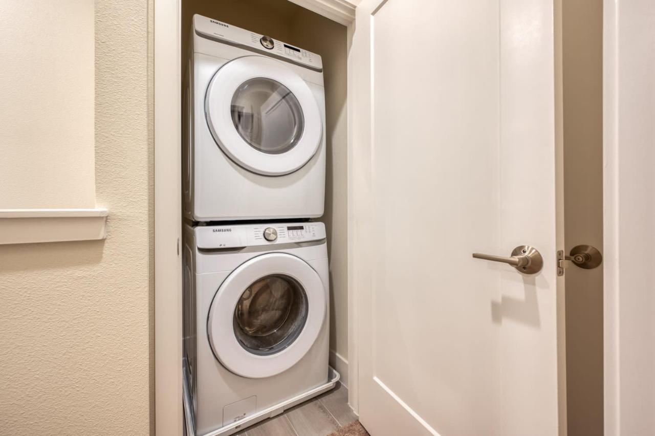 Pleasant Townhome With Private Pool Near Disney Four Corners Exteriör bild